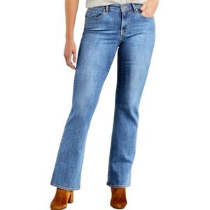 Levi’s 515 Bootcut Jeans in Light Blue Wash Women’s 14